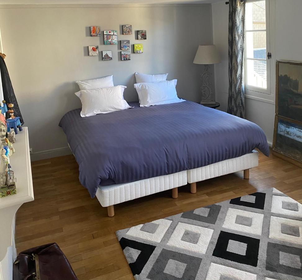 Chambre D'Hotes Du Carre Des Arts Honfleur Exteriér fotografie
