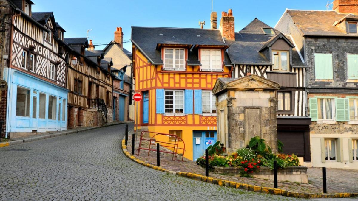 Chambre D'Hotes Du Carre Des Arts Honfleur Exteriér fotografie